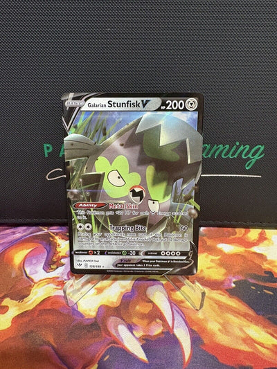 Pokémon TCG Galarian Stunfisk V Darkness Ablaze 128/189 Holo Ultra Rare
